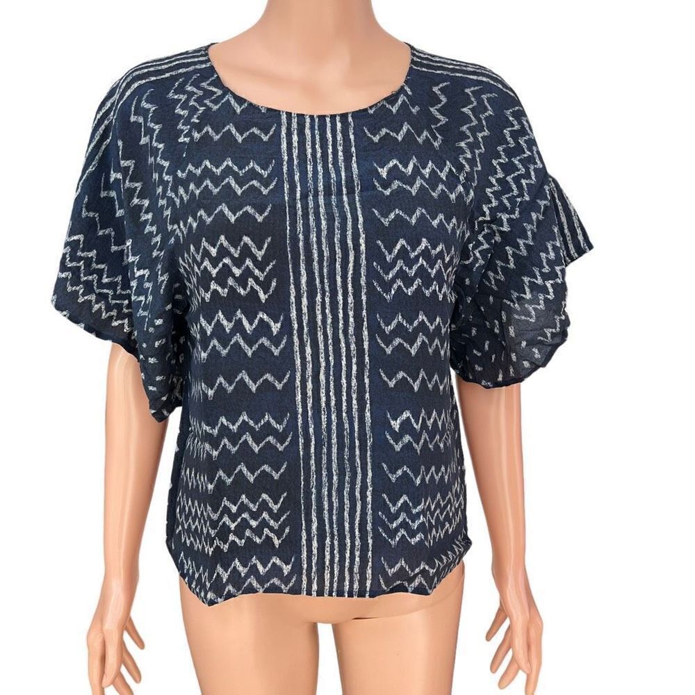 Ulla Johnson blouse 100% Silk Zig Zag Top in Navy and white size 2 flowy